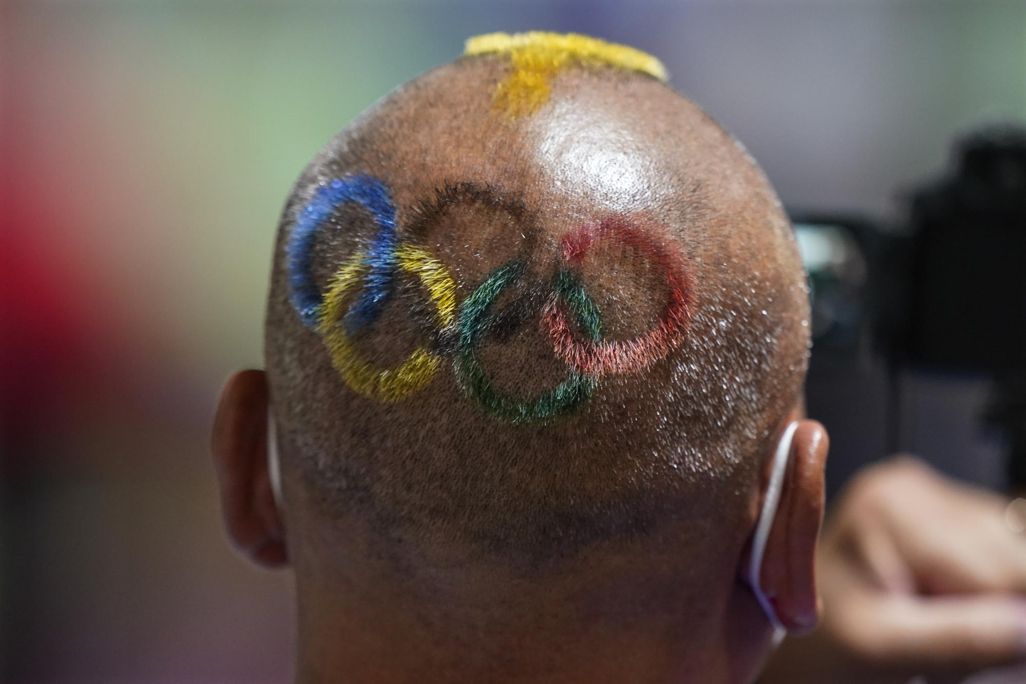 Những kiểu tóc đẹp nhất tại Olympic Tokyo - Ảnh 2.