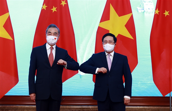Trung Quốc viện trợ thêm 3 triệu liều vaccine COVID-19 cho Việt Nam - Ảnh 1.