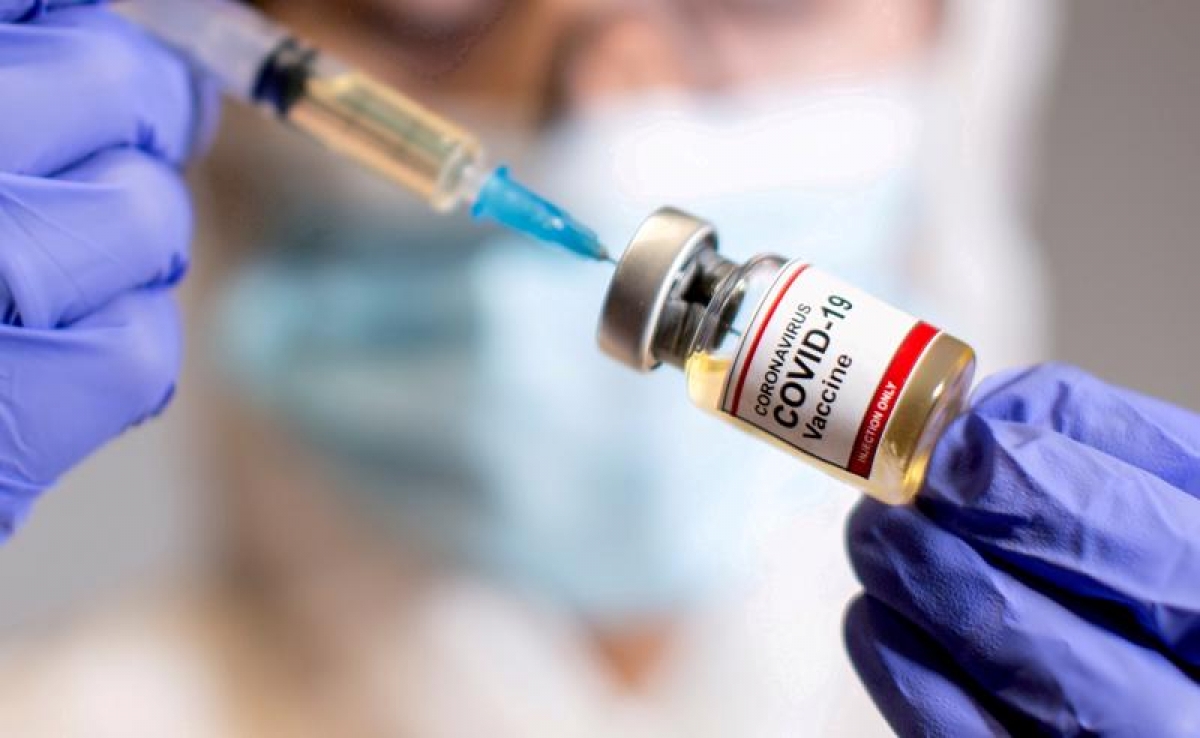 Nhật Bản chính thức quyết định tiêm vaccine Covid-19 mũi 3 cho toàn dân - Ảnh 1.
