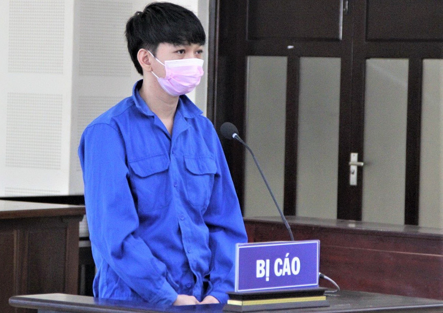 Đà Nẵng: Thanh niên lĩnh 14 năm tù về tội làm giả giấy tờ xe ô tô để lừa đảo - Ảnh 1.