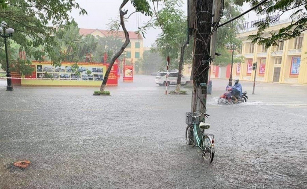 Thời tiết hôm nay: Nhiều khu vực trên cả nước có mưa và dông - Ảnh 1.