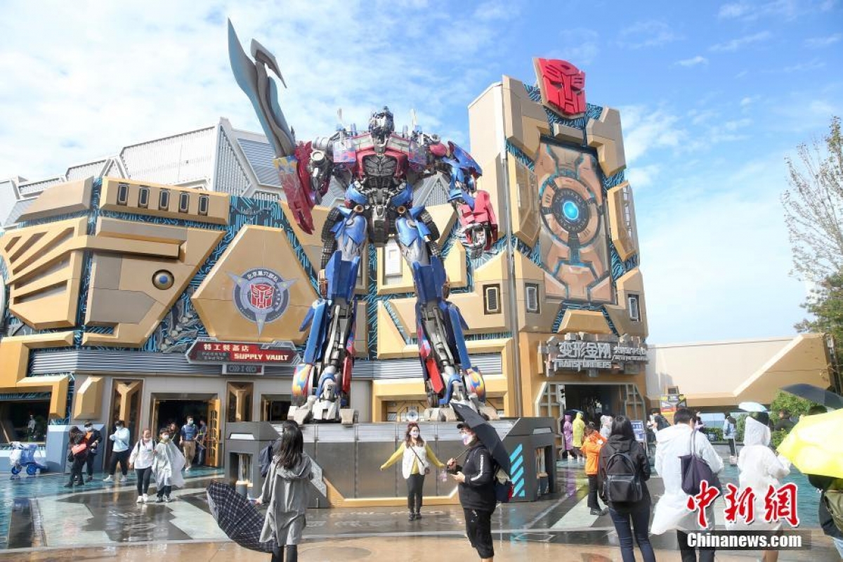 Siêu công viên giải trí Universal Studios lớn nhất thế giới khai trương tại Bắc Kinh - Ảnh 5.