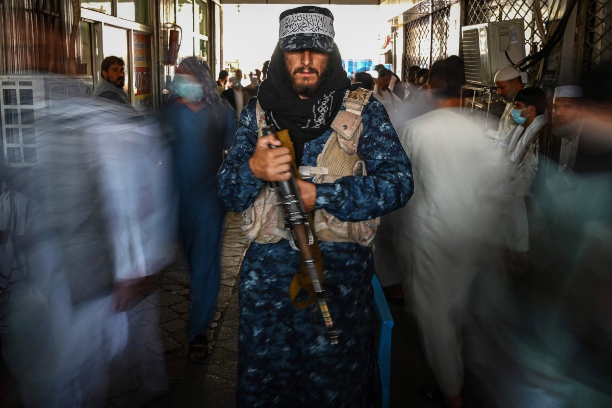 'Nói không đi đôi với làm', Taliban đang khiến thế giới hoài nghi về cam kết thay đổi? - Ảnh 1.