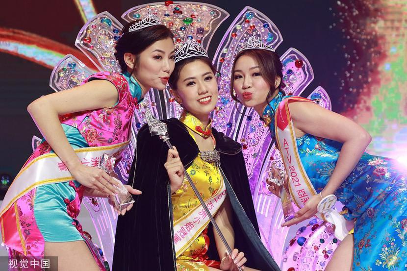 Cô gái 20 tuổi Trần Mỹ Nghi đăng quang Hoa hậu châu Á 2021 - Ảnh 1.
