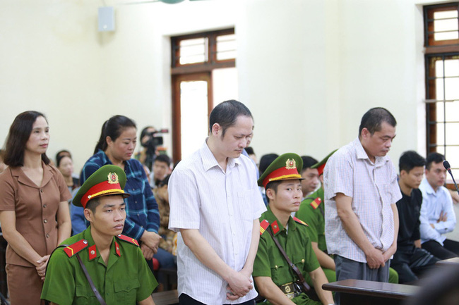 Khởi tố vụ hai học sinh cá biệt Hà Giang trúng tuyển trường công an  - Ảnh 1.