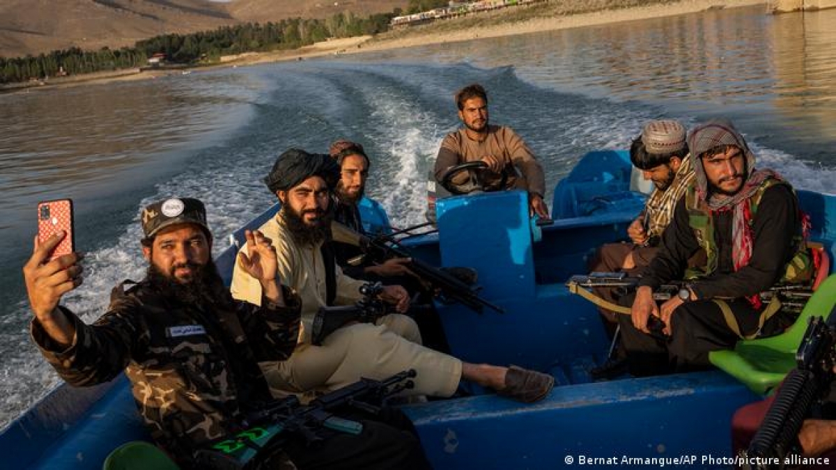 Cuộc sống người dân Afghanistan dưới 'bầu trời' Taliban - Ảnh 9.