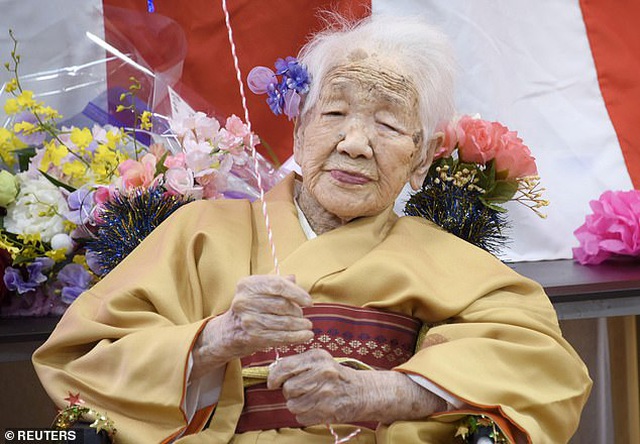 Cụ bà Nhật Bản tiếp tục nối dài kỷ lục sống thọ nhất thế giới - Ảnh 1.