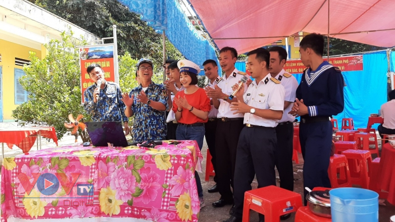 Vùng biển đảo Tây Nam, vui Xuân không quên nhiệm vụ. - Ảnh 3.