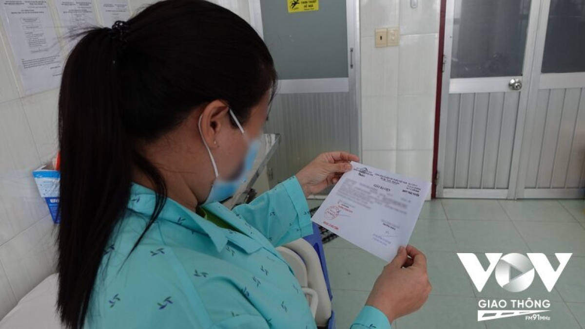 Nữ bệnh nhân đậu mùa khỉ đầu tiên ở Việt Nam đã âm tính, dự kiến cho xuất viện - Ảnh 1.