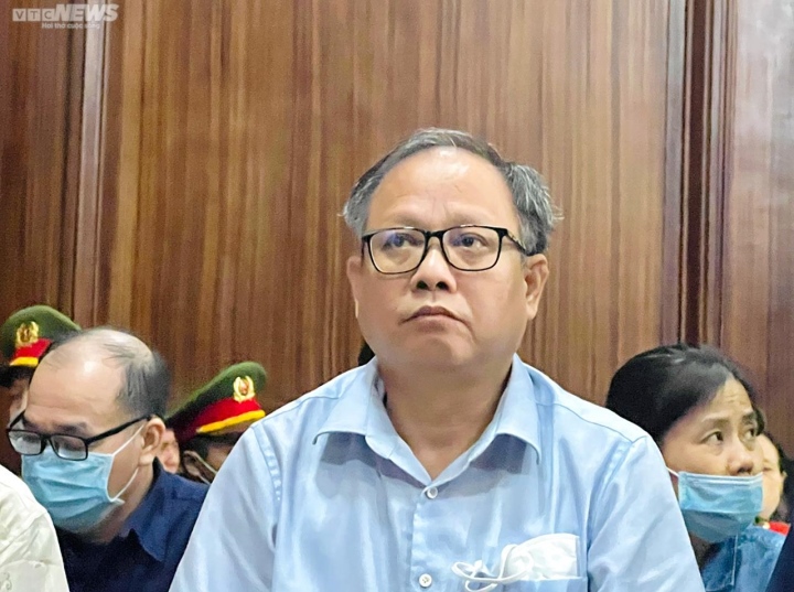Bán rẻ đất cho Quốc Cường Gia Lai: Bị cáo Tất Thành Cang bị tuyên phạt 6 năm tù - 1