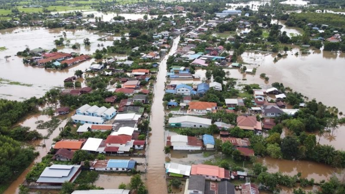 Lũ lụt làm hư hại mùa màng, cản trở phục hồi du lịch ở Thái Lan - Ảnh 2.