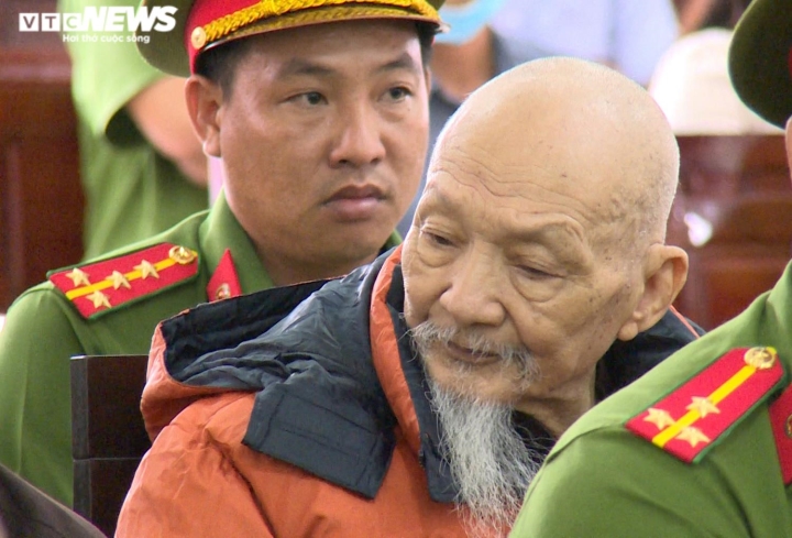 Xử phúc thẩm vụ án Tịnh thất Bồng Lai: 'Thầy ông nội' Lê Tùng Vân lại vắng mặt - 1