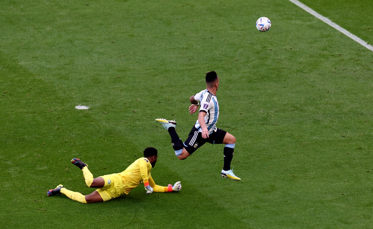 Cận cảnh: Saudi Arabia thắng sốc Argentina sau 90 phút 'điên rồ' - Ảnh 3.