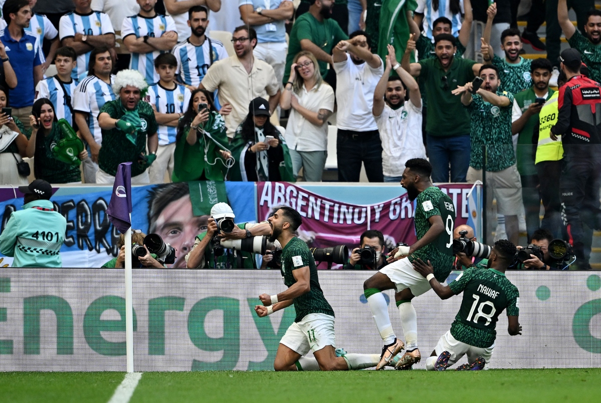 Cận cảnh: Saudi Arabia thắng sốc Argentina sau 90 phút 'điên rồ' - Ảnh 4.