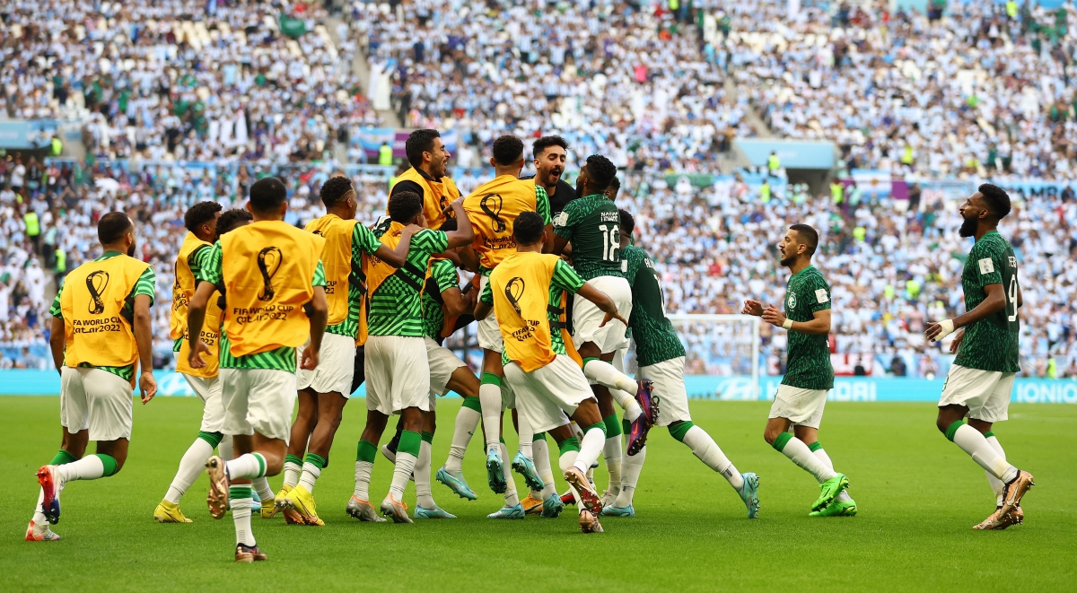 Cận cảnh: Saudi Arabia thắng sốc Argentina sau 90 phút 'điên rồ' - Ảnh 9.