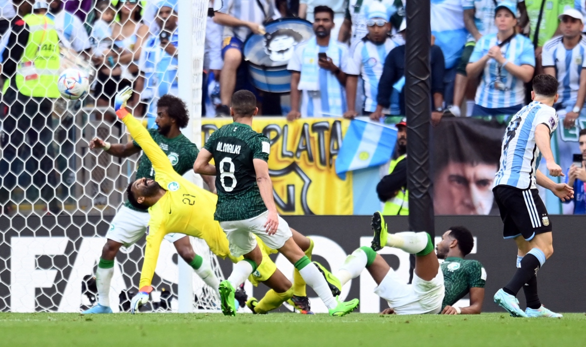 Cận cảnh: Saudi Arabia thắng sốc Argentina sau 90 phút 'điên rồ' - Ảnh 11.