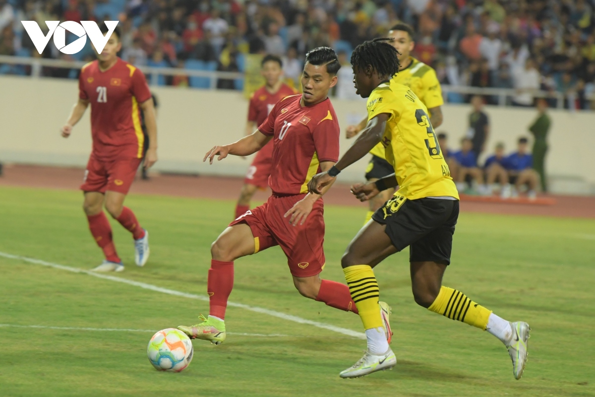 Toàn cảnh chiến thắng ấn tượng của ĐT Việt Nam trước Dortmund - Ảnh 13.