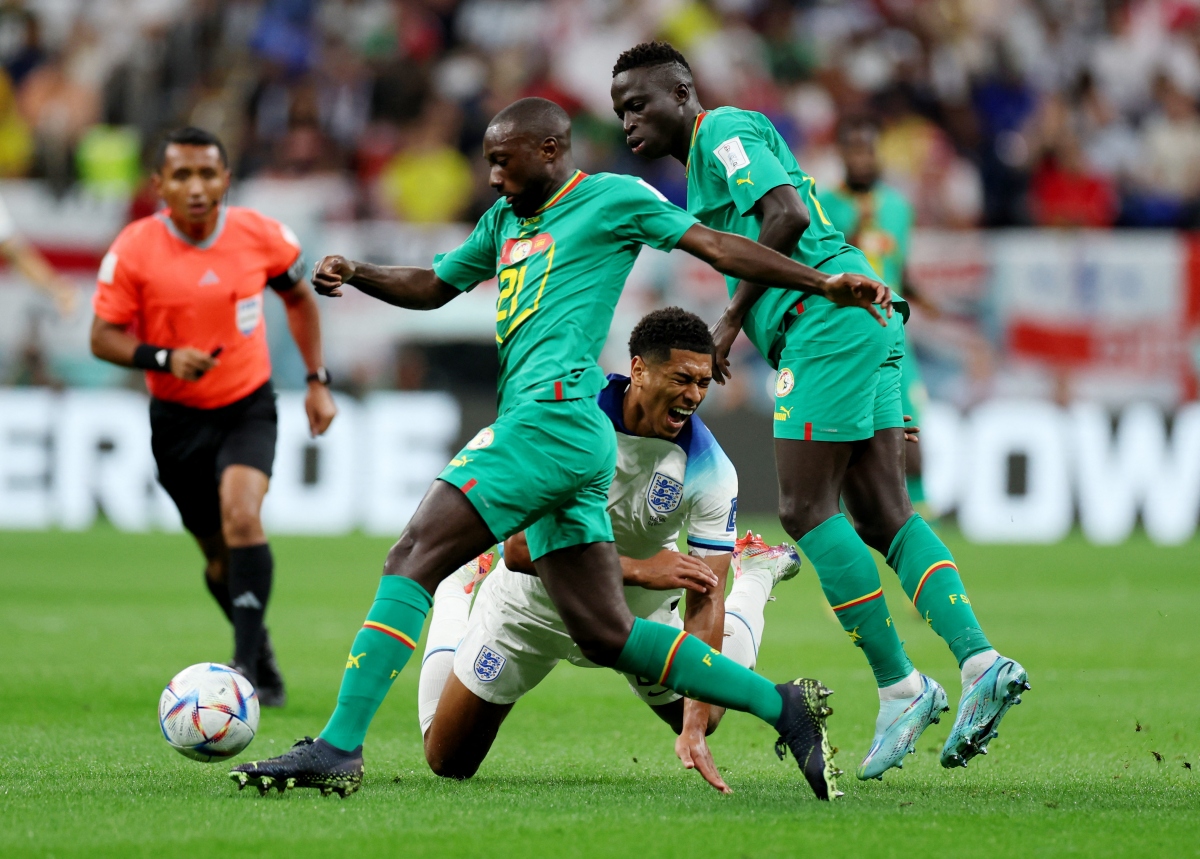 Khoảnh khắc Tam Sư 'đè bẹp' Senegal để hẹn Pháp ở tứ kết World Cup 2022 - Ảnh 4.