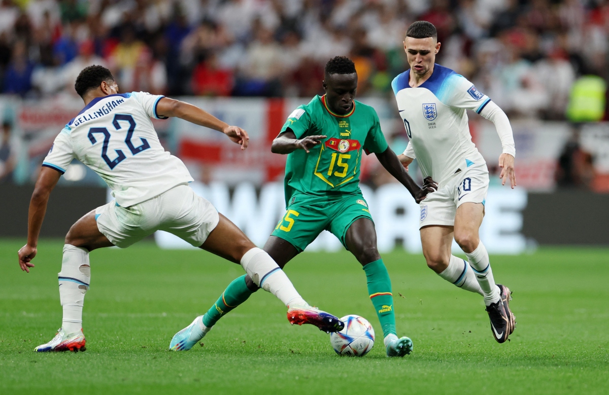 Khoảnh khắc Tam Sư 'đè bẹp' Senegal để hẹn Pháp ở tứ kết World Cup 2022 - Ảnh 3.