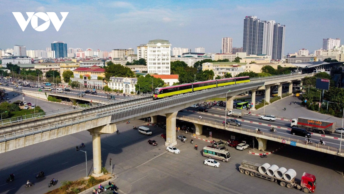 Bắt đầu vận hành thử 8 đoàn tàu tuyến metro Nhổn - Ga Hà Nội - Ảnh 1.