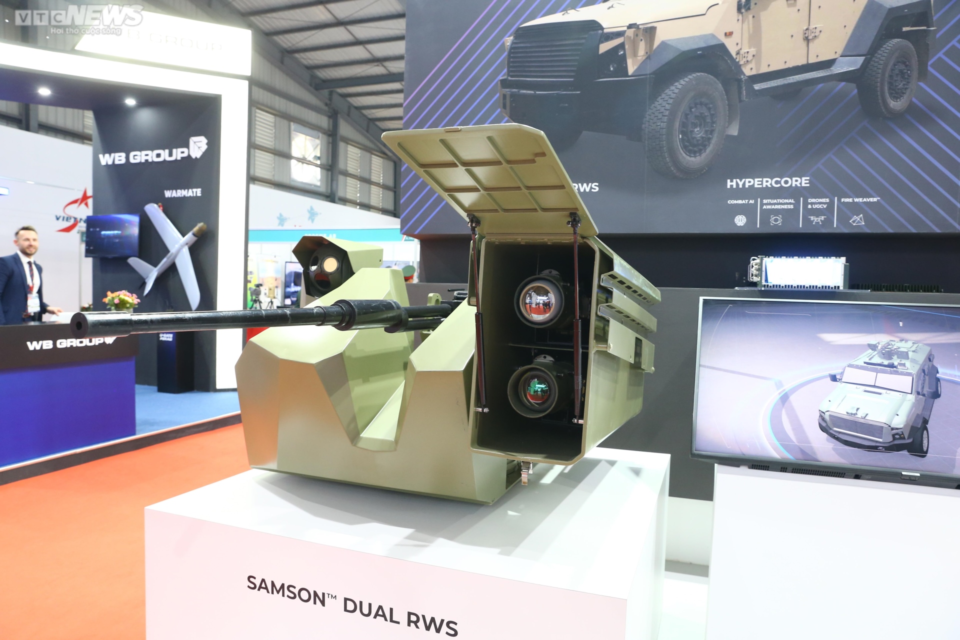 Các vũ khí hiện đại được giới thiệu tại triển lãm quốc phòng Việt Nam 2022 - Ảnh 18.
