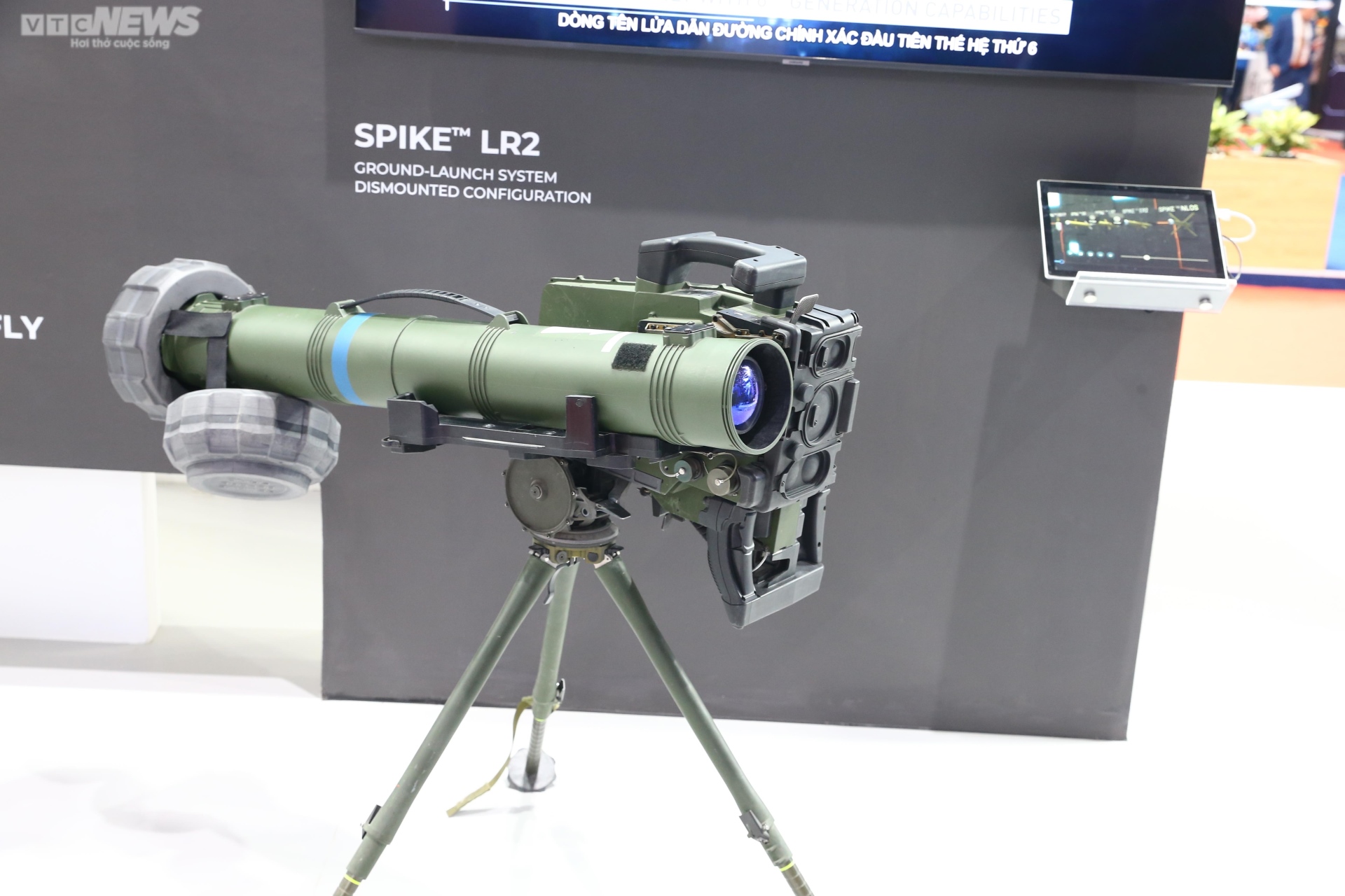 Các vũ khí hiện đại được giới thiệu tại triển lãm quốc phòng Việt Nam 2022 - Ảnh 19.