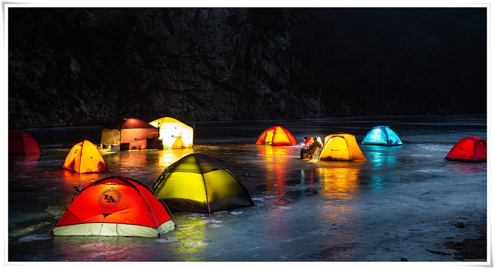 Chàng trai Việt vượt 300 km đi cắm trại trên sông băng tuyệt đẹp ở Hàn Quốc - Ảnh 9.