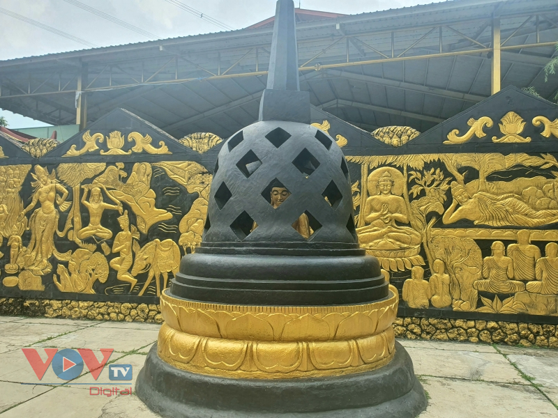 'Tượng Phật nằm' lớn nhất đảo Java - điểm du lịch tâm linh ở Indonesia - Ảnh 3.