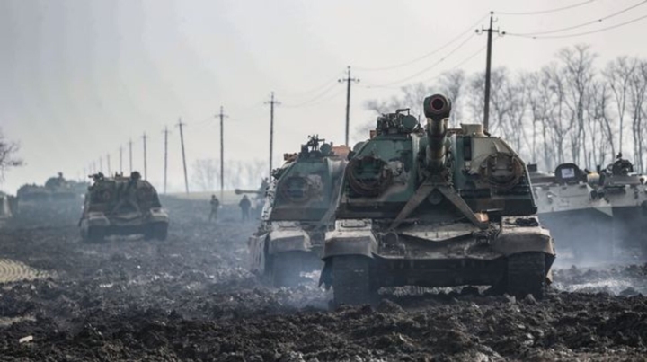 Đại sứ Nguyễn Hồng Thạch: ĐSQ ở Ukraine đang bình tĩnh theo dõi tình hình - Ảnh 1.