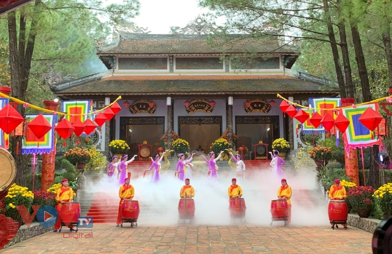 Thừa Thiên Huế: Khai hội đền Huyền Trân chủ đề 'Ngưỡng vọng tiền nhân' - Ảnh 9.