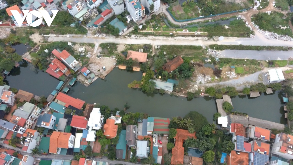 Gần 100 hộ dân ở Long Biên (Hà Nội) phản đối việc lấp hồ, phân lô bán đất - Ảnh 2.