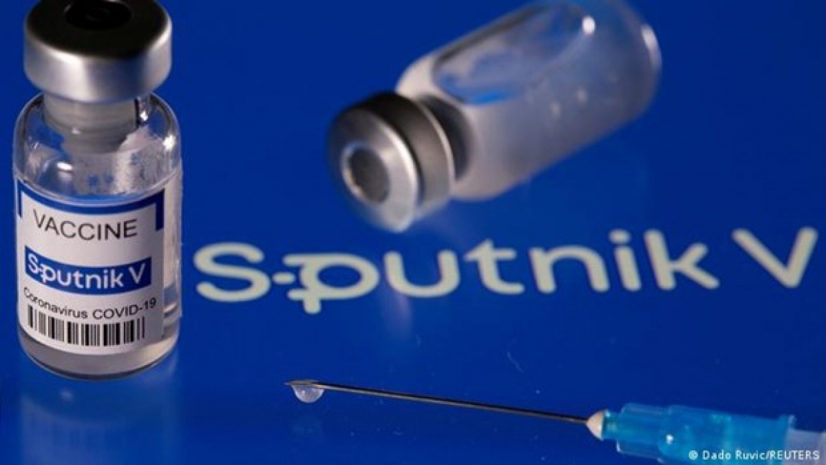 WHO trì hoãn phê duyệt vaccine Sputnik V giữa khủng hoảng Nga - Ảnh 1.