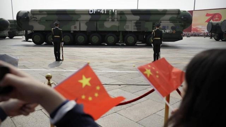 Trung Quốc sẽ sử dụng tàu cao tốc để phóng tên lửa hạt nhân? - Ảnh 1.