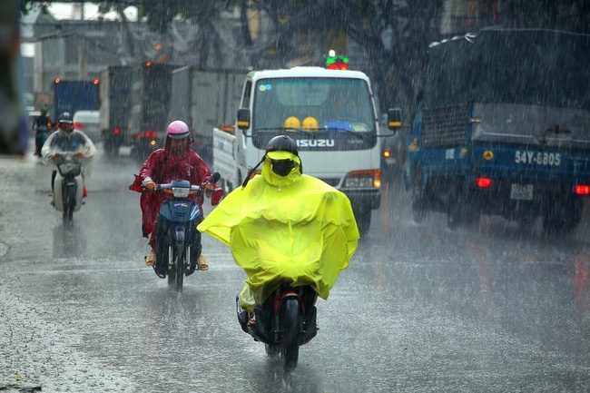 Thời tiết hôm nay: Nam Bộ mưa lớn cục bộ - Ảnh 1.