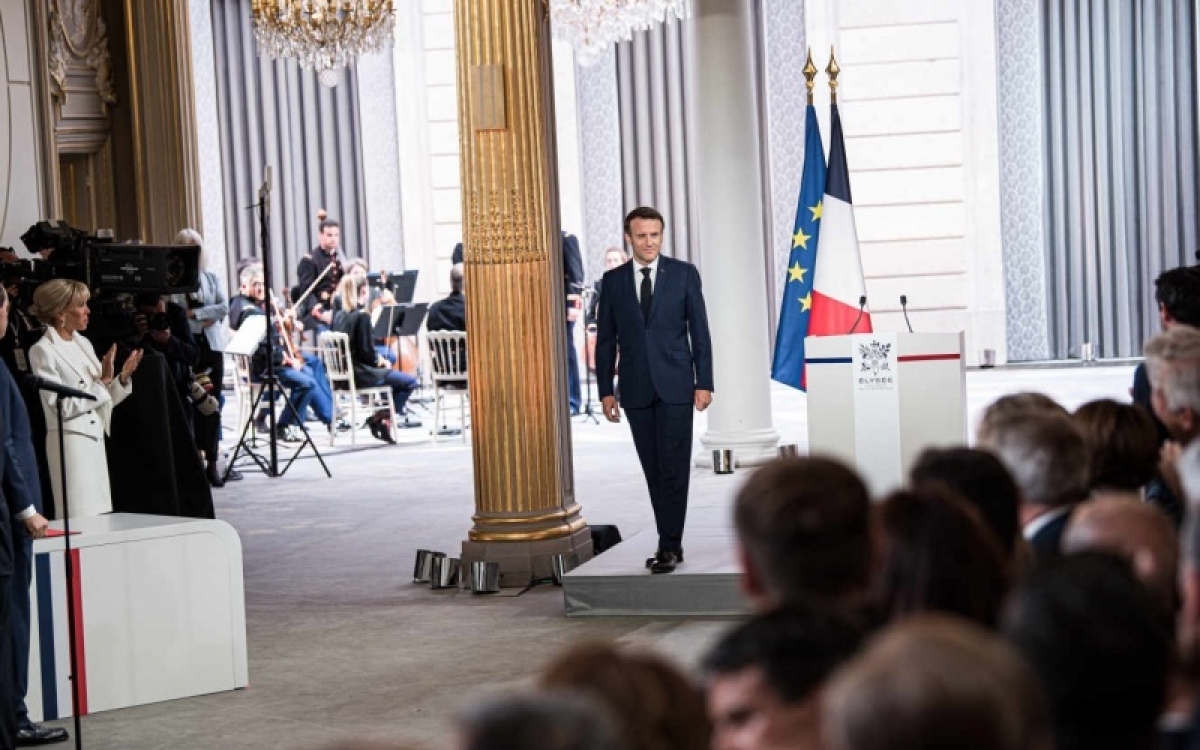 Tổng thống Pháp Macron chính thức bắt đầu nhiệm kỳ 2 - Ảnh 1.