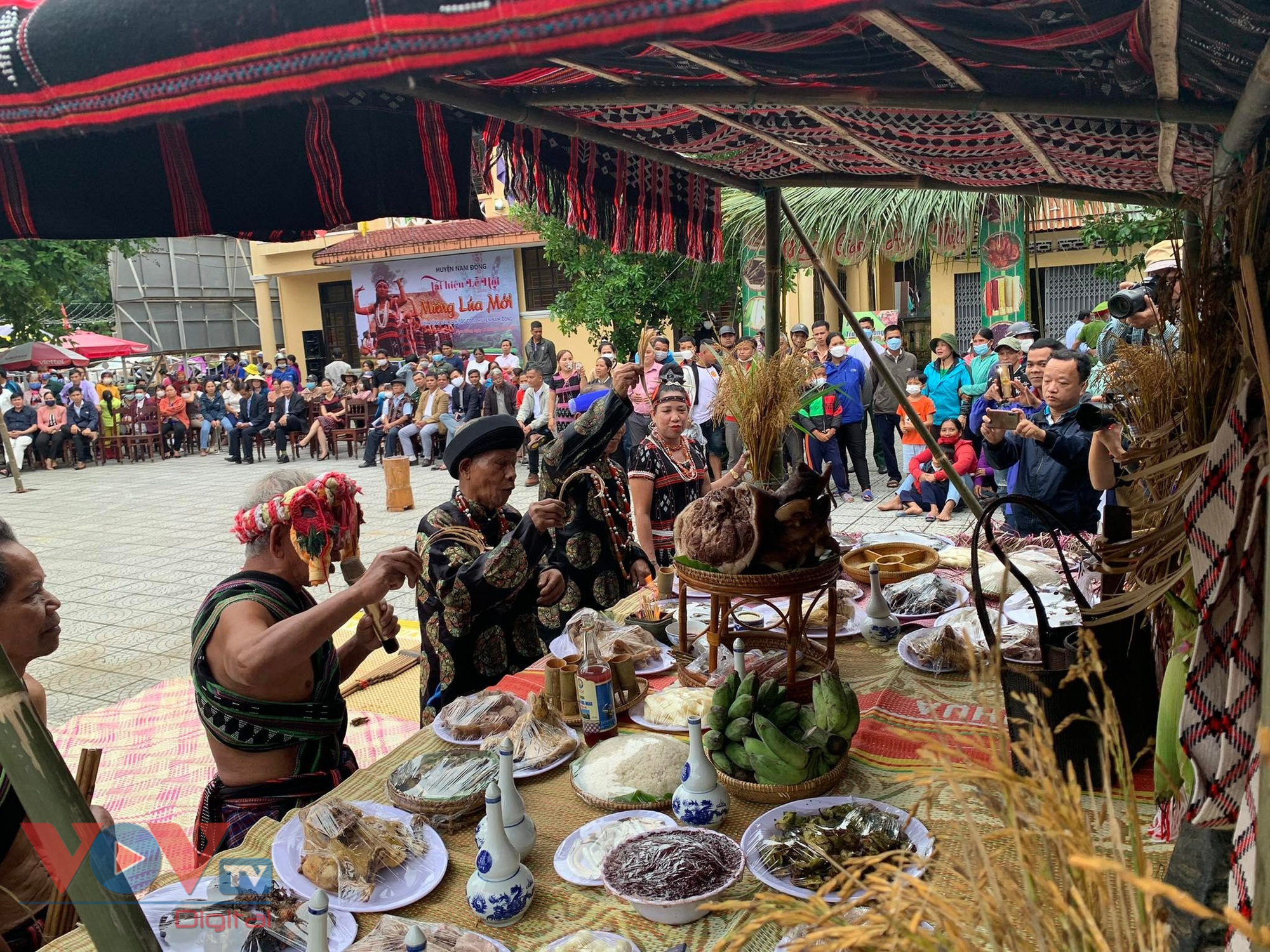 Đặc sắc 'Ngày hội Văn hóa, Thể thao và Du lịch các dân tộc miền núi' tỉnh Thừa Thiên Huế năm 2022 - Ảnh 19.