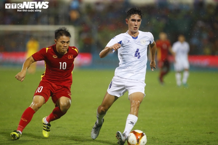 Hòa U23 Philippines, U23 Việt Nam lỡ cơ hội chiếm ngôi đầu bảng - Ảnh 1.