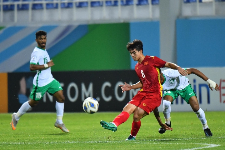 U23 Việt Nam dừng bước ở tứ kết U23 châu Á 2022 - Ảnh 1.