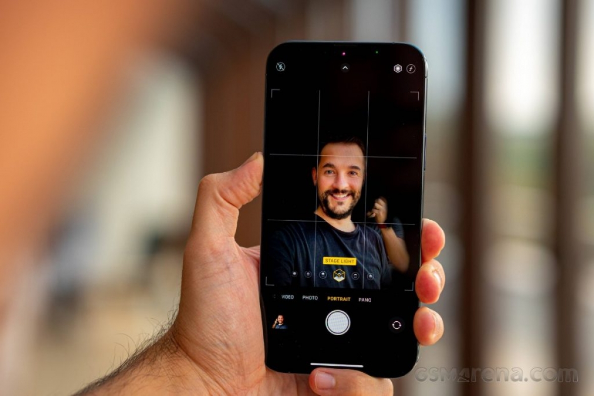 iPhone 14 sẽ chụp ảnh selfie đẹp hơn nhờ cải tiến mới - Ảnh 1.