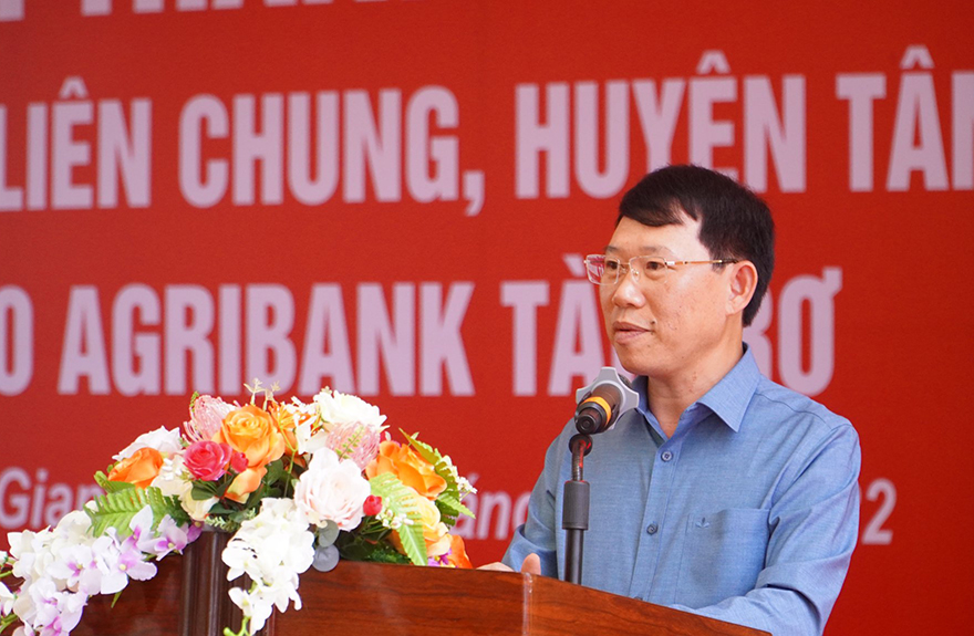 Agribank bàn giao công trình trường học với kinh phí 05 tỷ đồng tại tỉnh Bắc Giang - Ảnh 4.