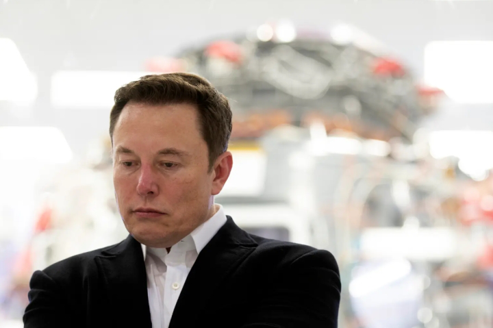 Con của tỷ phú Elon Musk nộp đơn đổi tên, muốn xóa quan hệ huyết thống với cha - Ảnh 1.