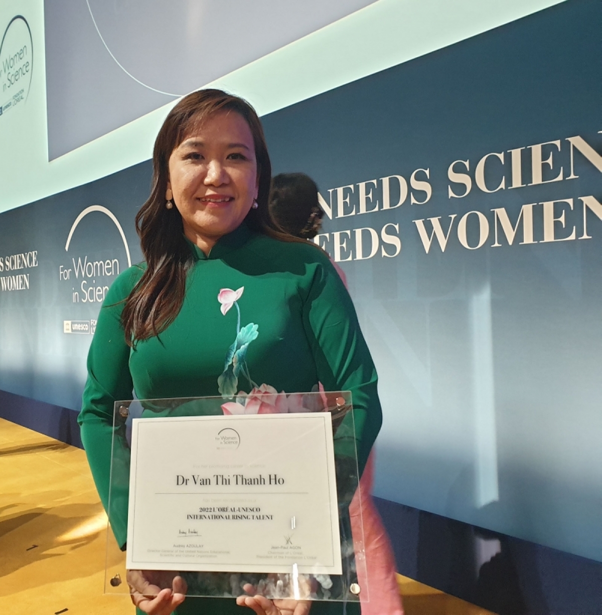 UNESCO vinh danh một nhà khoa học nữ Việt Nam - Ảnh 1.