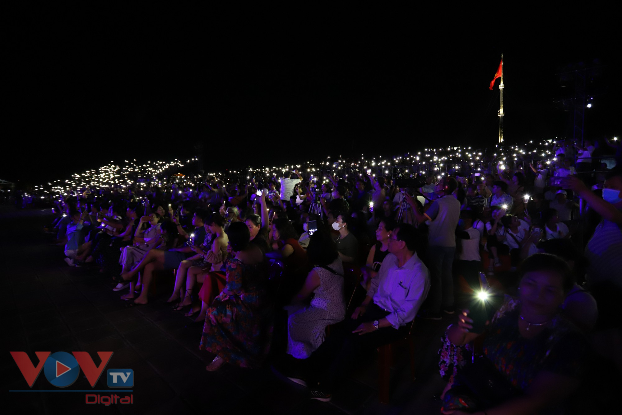 Tuần lễ Festival Huế 2022: Đêm nhạc Trịnh Công Sơn 'Huế - Sài Gòn - Hà Nội' - Ảnh 7.