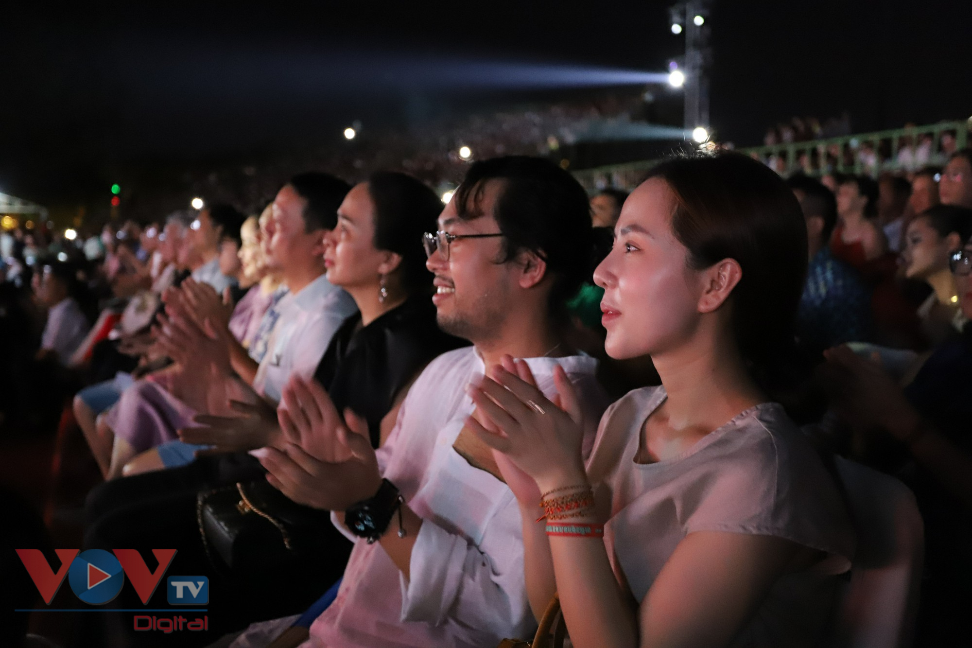Tuần lễ Festival Huế 2022: Đêm nhạc Trịnh Công Sơn 'Huế - Sài Gòn - Hà Nội' - Ảnh 9.
