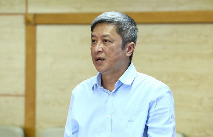 Thứ trưởng Bộ Y tế Nguyễn Trường Sơn xin thôi việc - Ảnh 1.