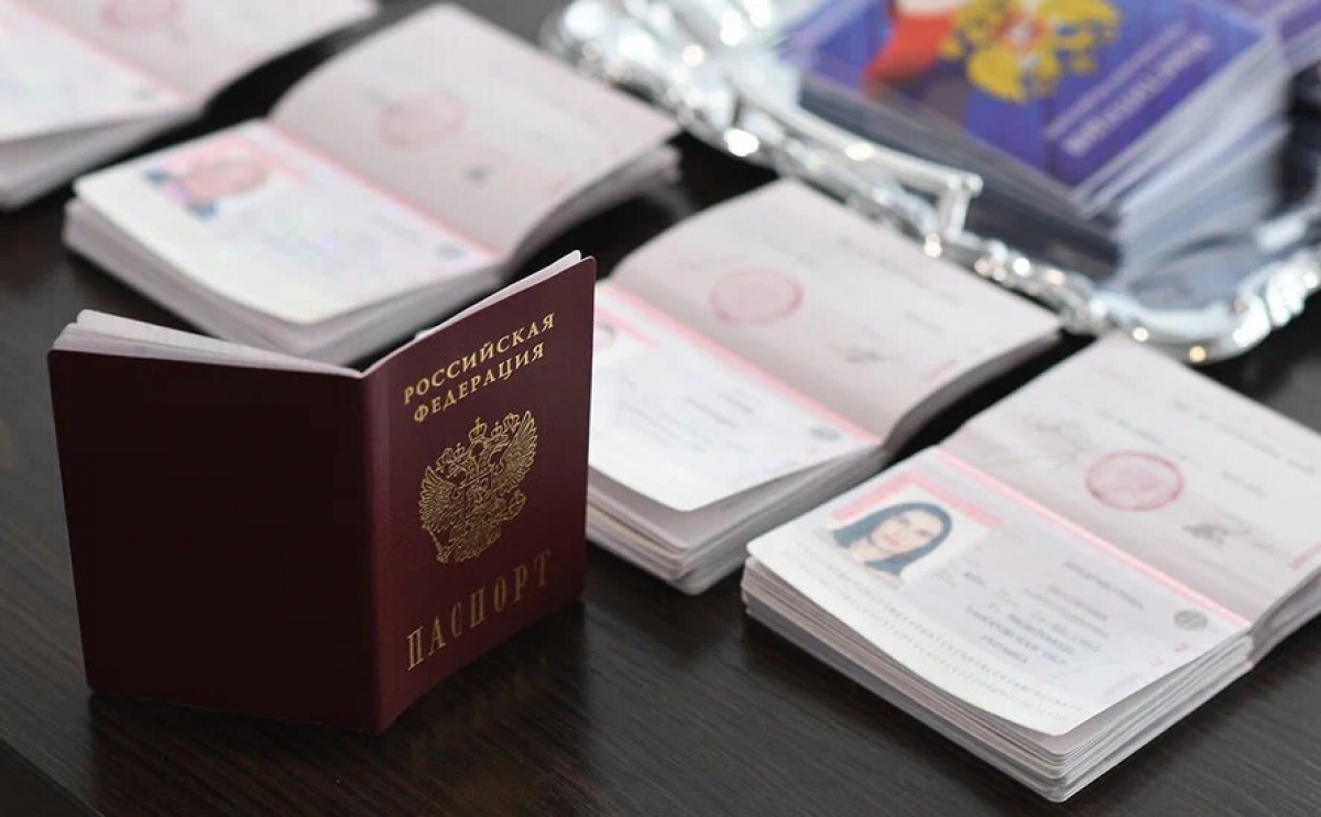 Tất cả công dân Ukraine có thể nhập quốc tịch Nga theo thủ tục đơn giản - Ảnh 2.