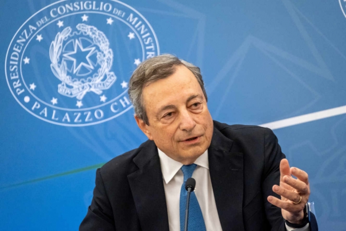 Thủ tướng Mario Draghi nộp đơn từ chức, chính phủ Italy nguy cơ sụp đổ - Ảnh 2.