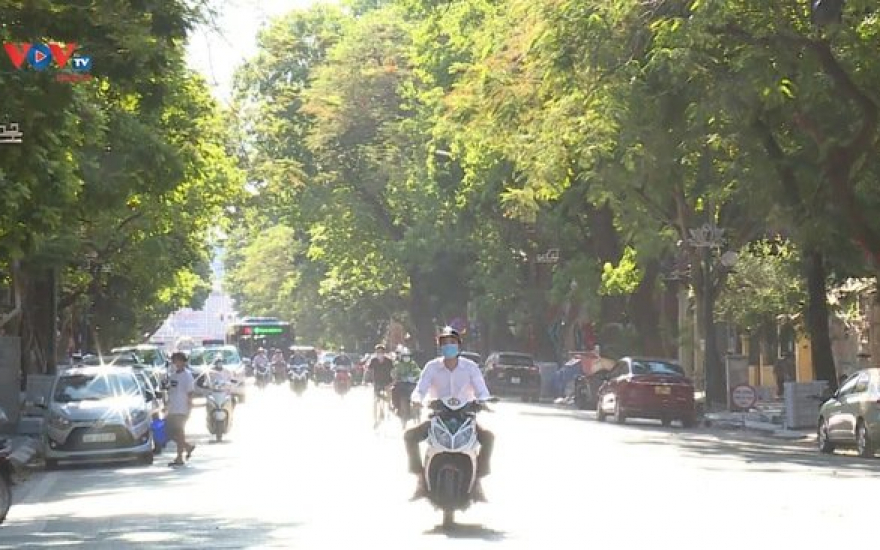 Thời tiết hôm nay: Bắc Bộ và khu vực từ Thanh Hóa - Phú Yên có nắng nóng gay gắt - Ảnh 1.