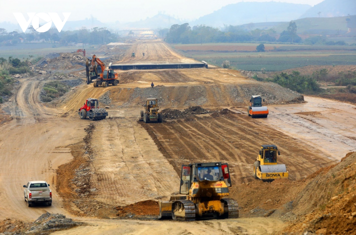 Cao tốc Bắc - Nam giai đoạn 2 phải được khởi công trước 31/12/2022 - Ảnh 2.