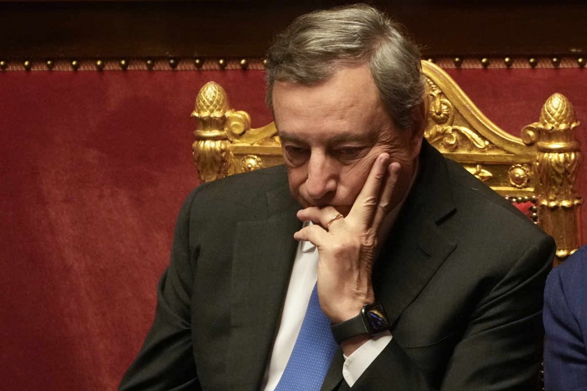 Italia: Thêm 2 đảng liên minh phản đối, chính phủ của ông Mario Draghi sắp sụp đổ - Ảnh 1.